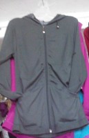 sudadera gris